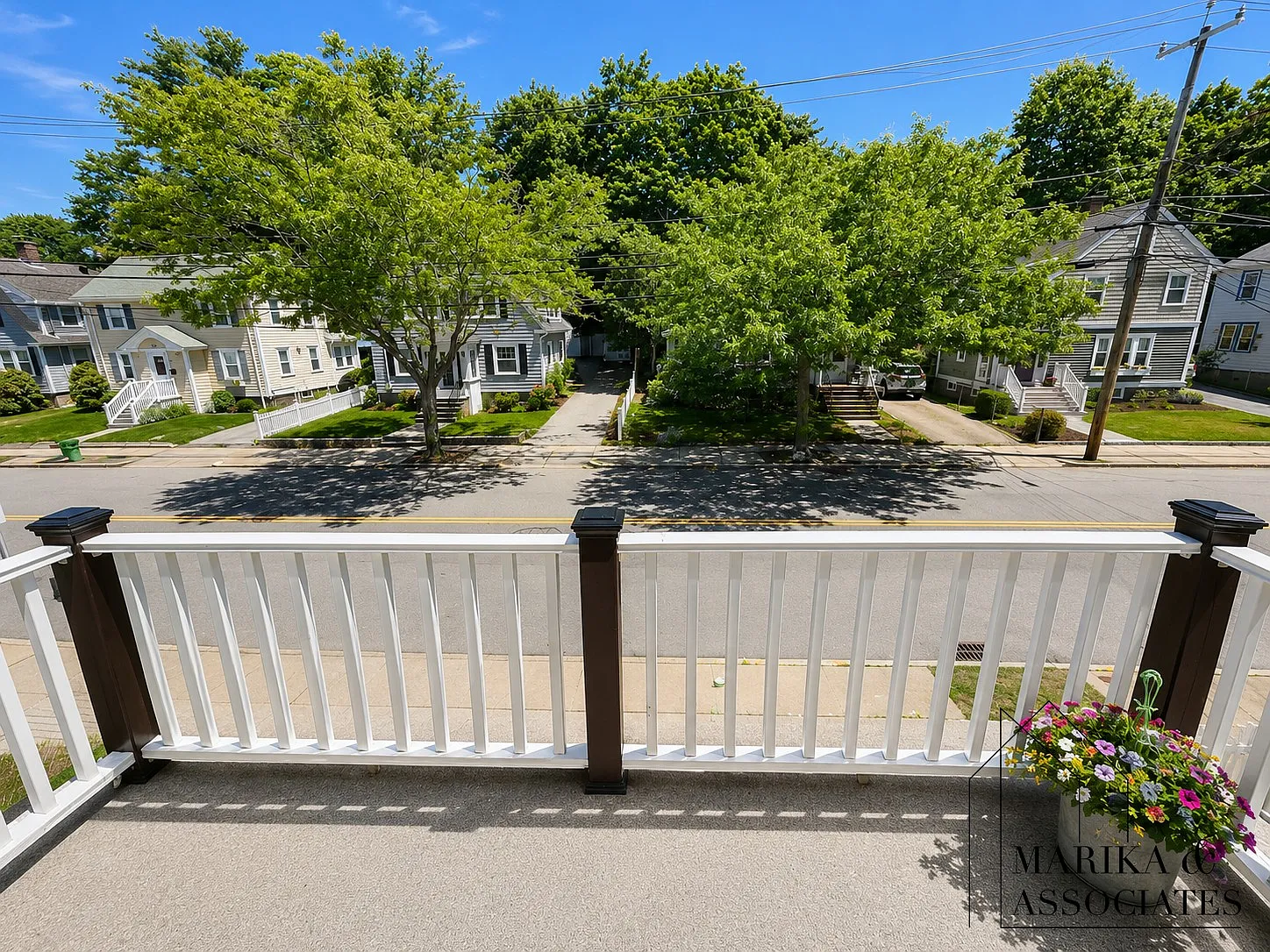3 bed, 2.0 bath, 1400 sqft, $4,000 — Photo 3