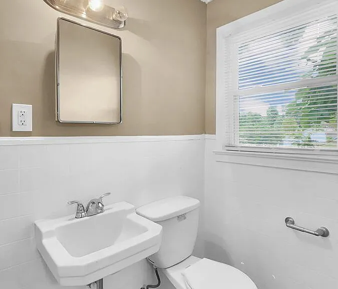1225 14th Pl E #E — Photo 12