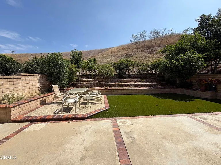 6234 Sunny Meadow Ln — Photo 32