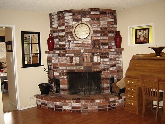 3rd image of 675 Marvin Dr
