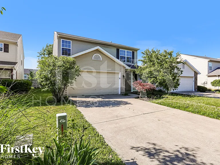 5712 Clemens Dr — Photo 2