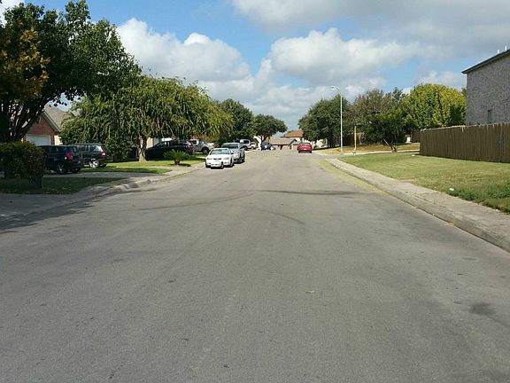 5th image of 8219 Emerald Elm