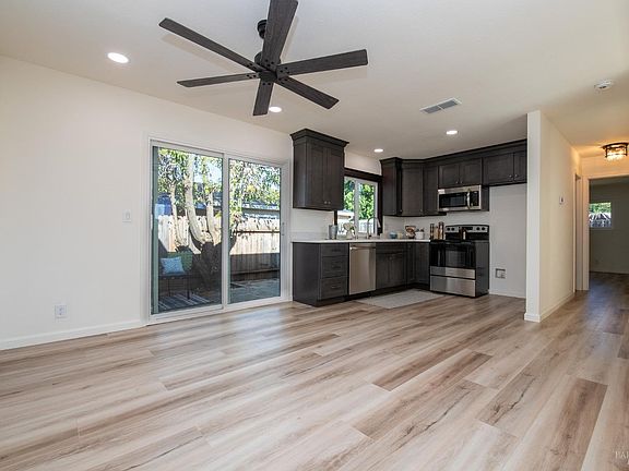 5th image of 2335 Danube Court