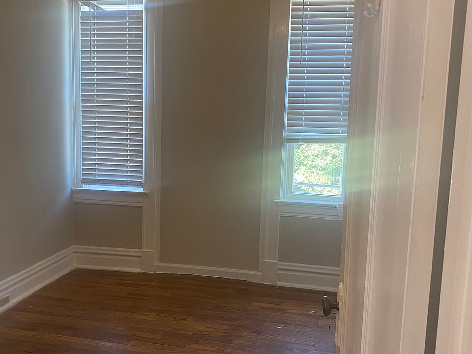 1st image of 6025 Etzel Ave #A