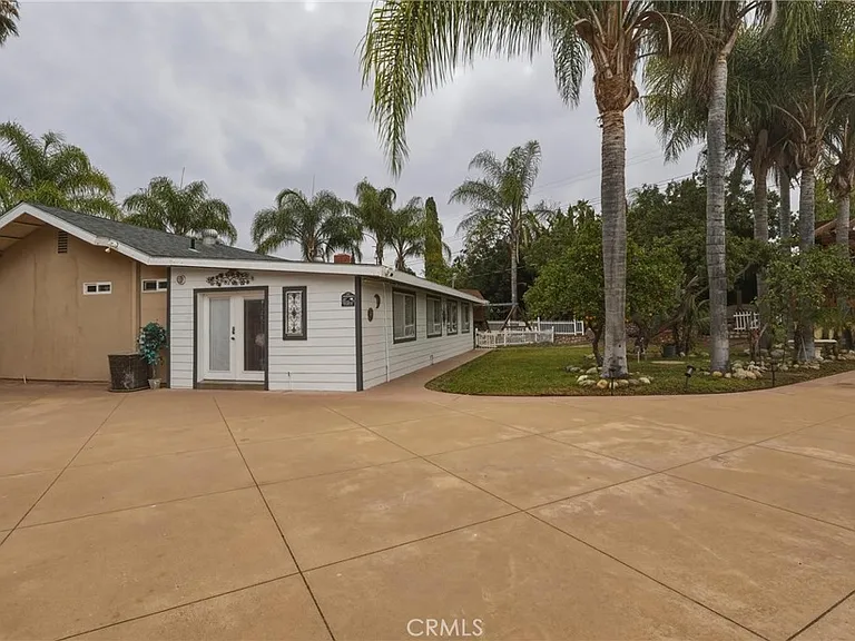 24092 Gemwood Dr — Photo 14