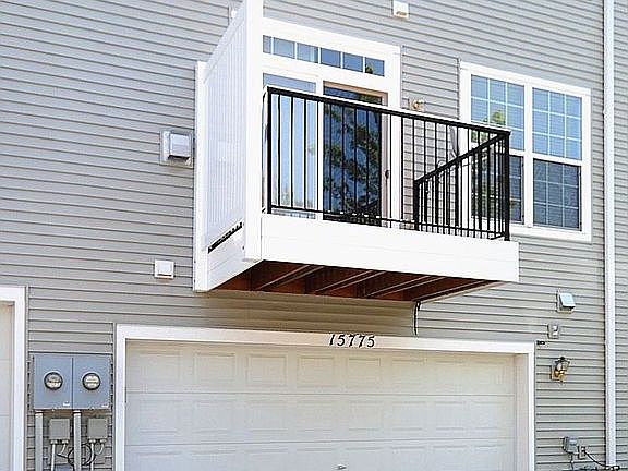 5th image of 10008 Liatris Ln