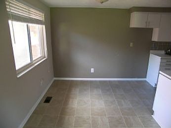 3rd image of 1613 Villa South Dr