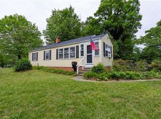 1100 Quail Dr, Greensboro, NC 27408