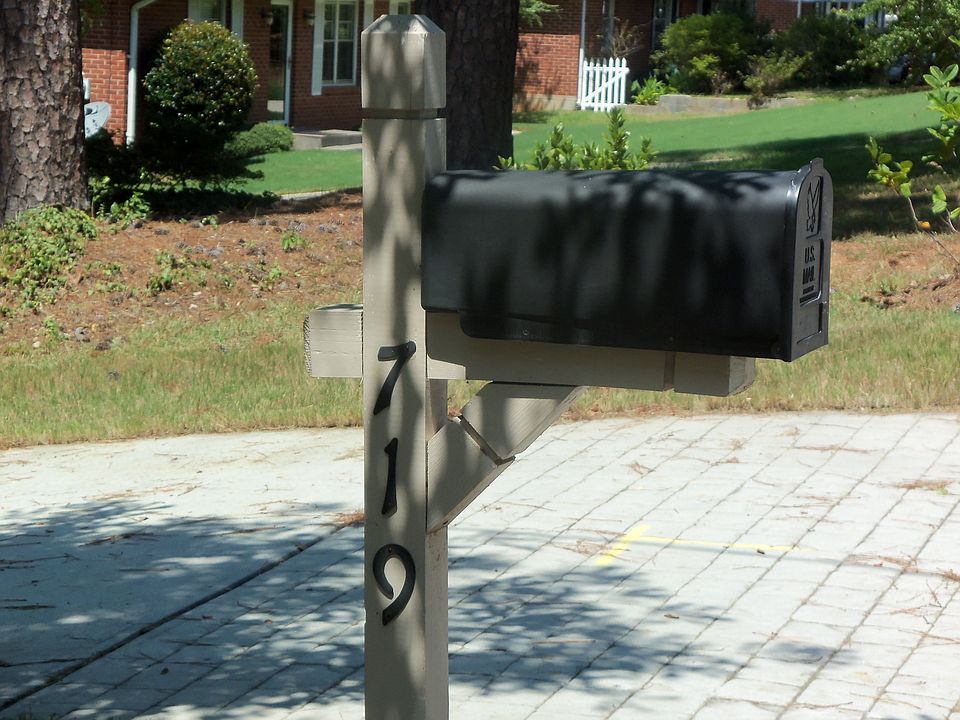 1st image of 719 Oak Hill Cir