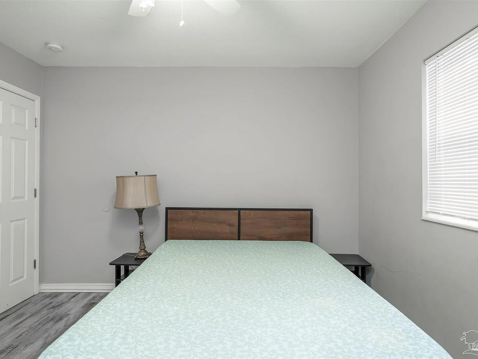 3 bed, 1410 sqft, $1,990 — Photo 3