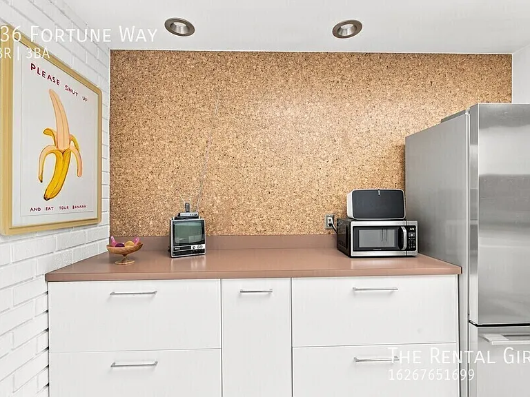 936 Fortune Way — Photo 13