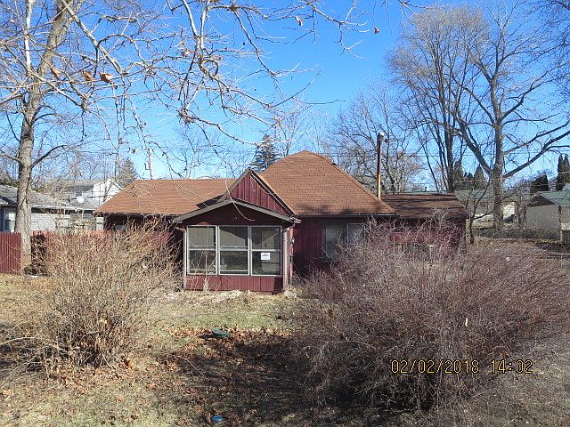 1st image of 405 Greenwood Dr