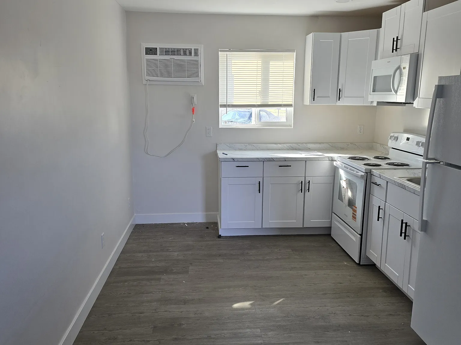 2 bed, 800 sqft, $1,195 — Photo 2