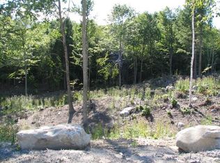 9 Rocky Ridge Rd, Naples, ME 04055