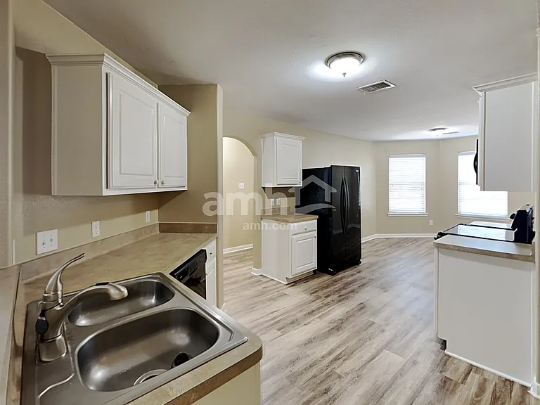 4114 Medina River Ct — Photo 4