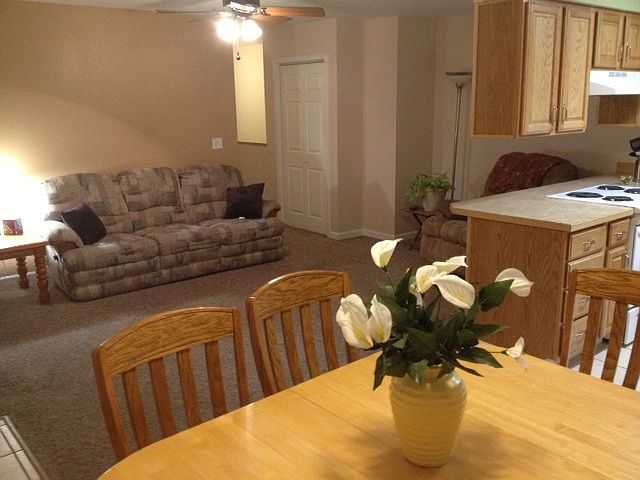 1st image of 1607 Washington Dr
