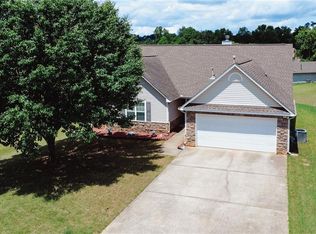 1332 Kent Mnr, Stockbridge, GA 30281