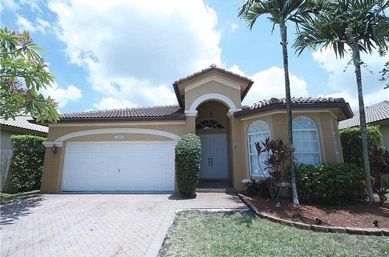 1st image of 7801 NW 113th Pl