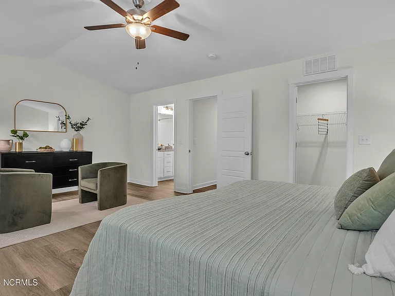 5019 McGarvey Ct — Photo 12