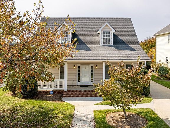 2nd image of 106 Wyndsong Pl