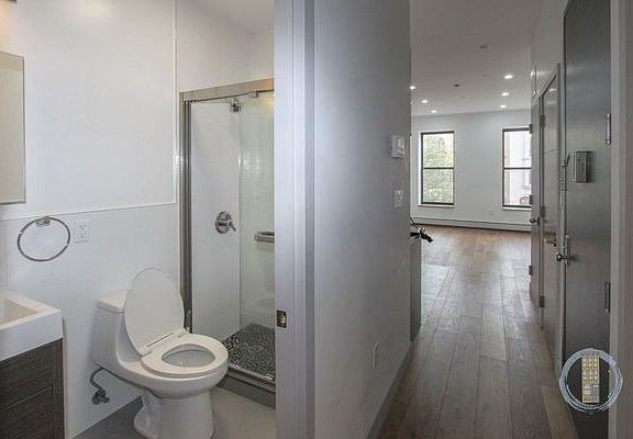 5th image of 483 Greene Ave #3B