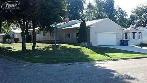 5th image of 504 Greenway Dr
