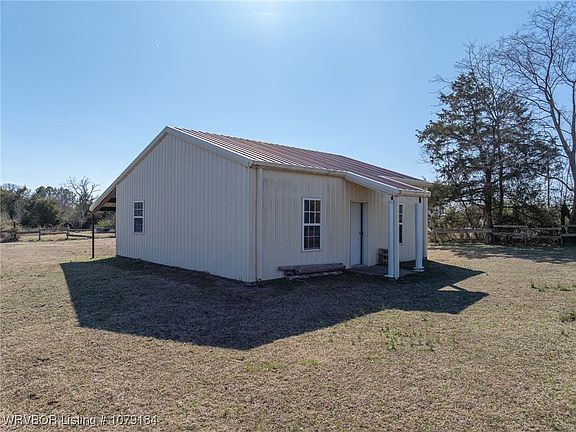 4th image of 8511 Belmont Dr