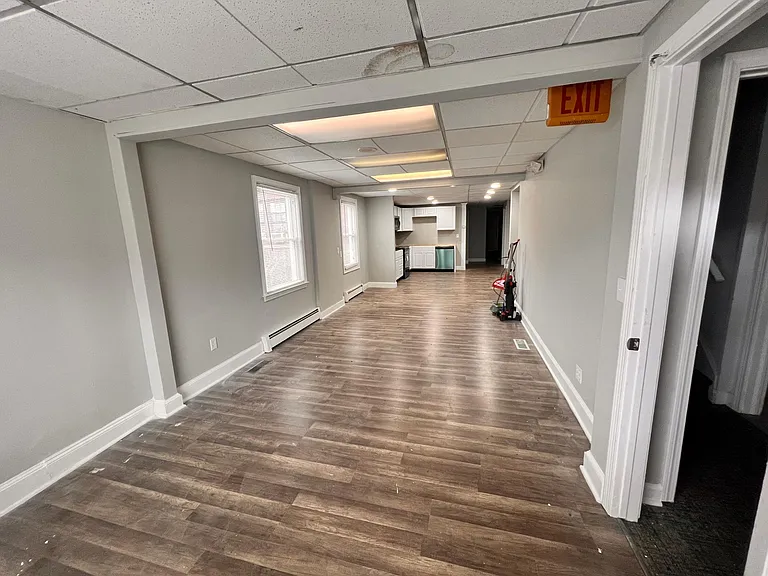 267 Center St — Photo 7