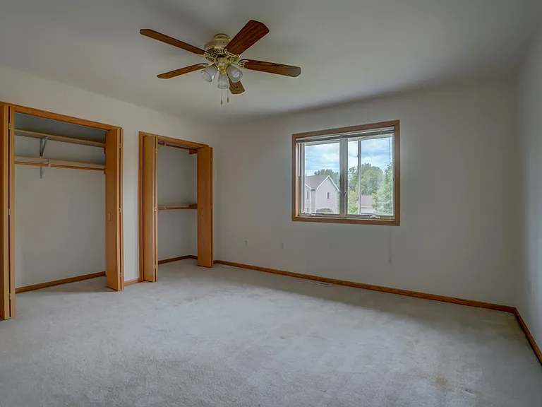 865-867 Harper Dr — Photo 22