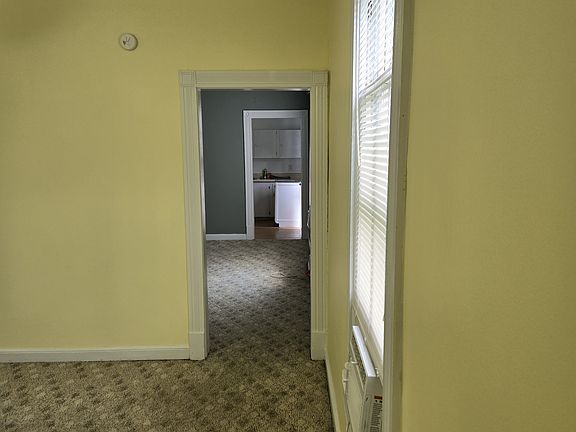 3rd image of 709 Dillard St APT 1