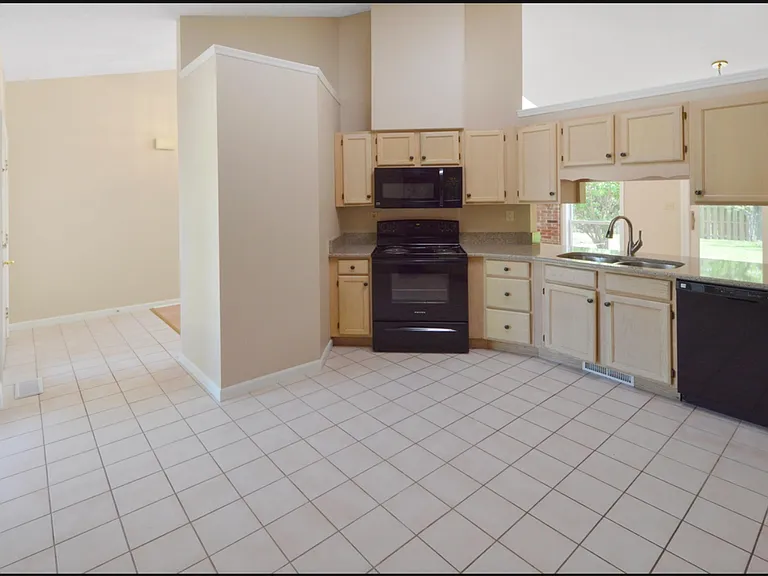 1834 King Eider Dr — Photo 5