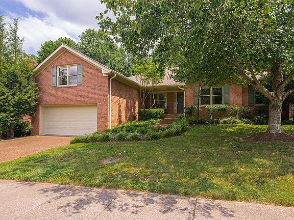 2nd image of 2227 Winder Cir