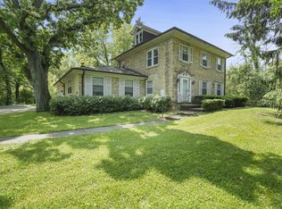 1601 Circlewood Dr, Racine, WI 53402