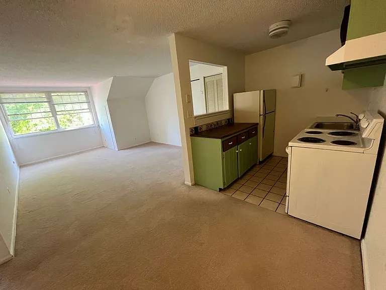 3250 Oneal Cir #L31 — Photo 2