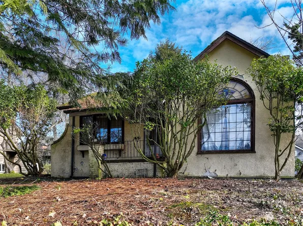 6844 30th Avenue NE, Seattle, WA 98115