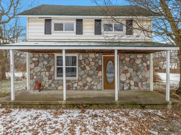 455 Garfield Rd, Fostoria, MI 48435