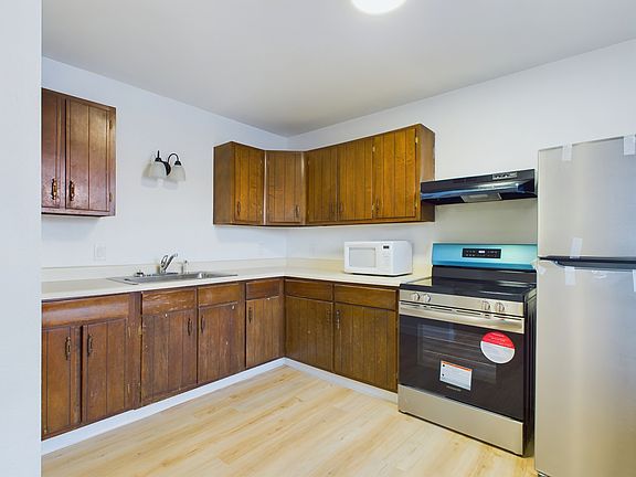 3rd image of 3712 Swenson Ave #11333248