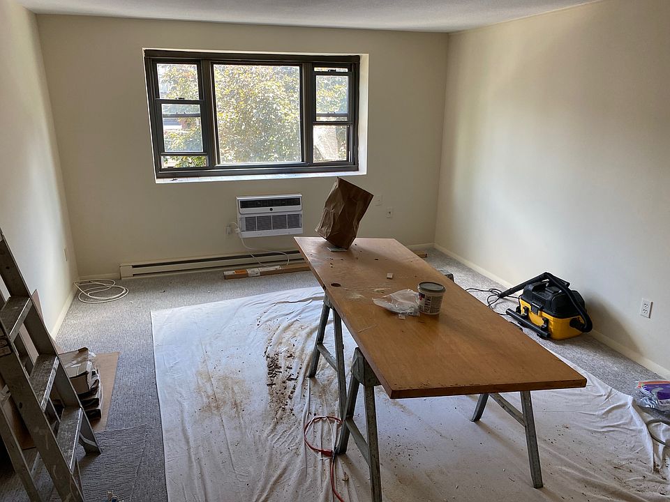 1st image of 21 Beacon St #1