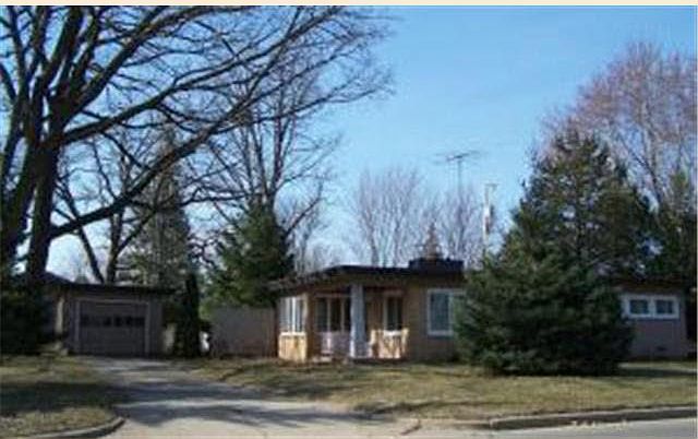 1st image of 631 Prospect  E