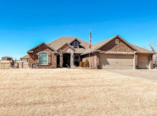 801 Colbert St, Tuttle, OK 73089