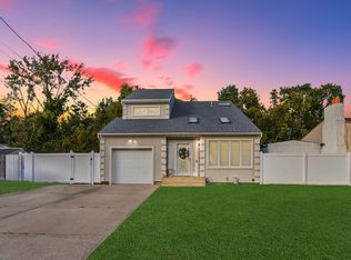 528 Azalea Dr, Brick, NJ 08724