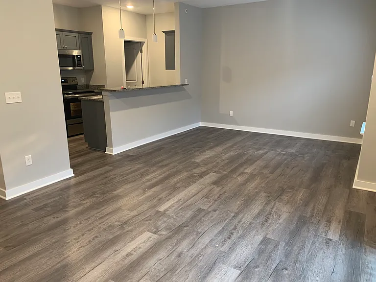 Shelby Pointe Village — Photo 21
