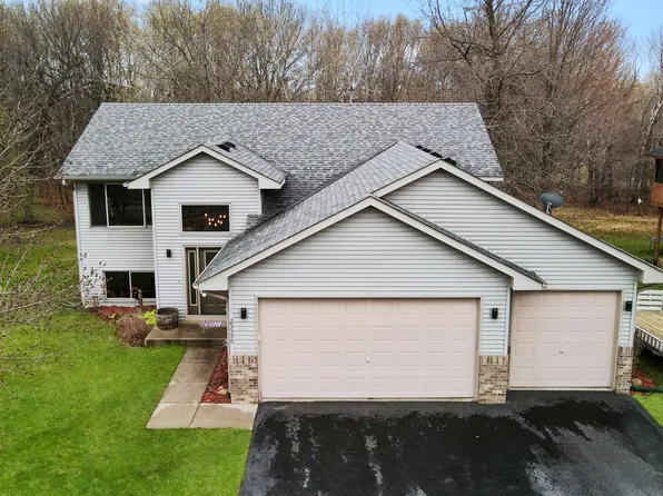 23335 Arrowhead St NW, Saint Francis, MN 55070