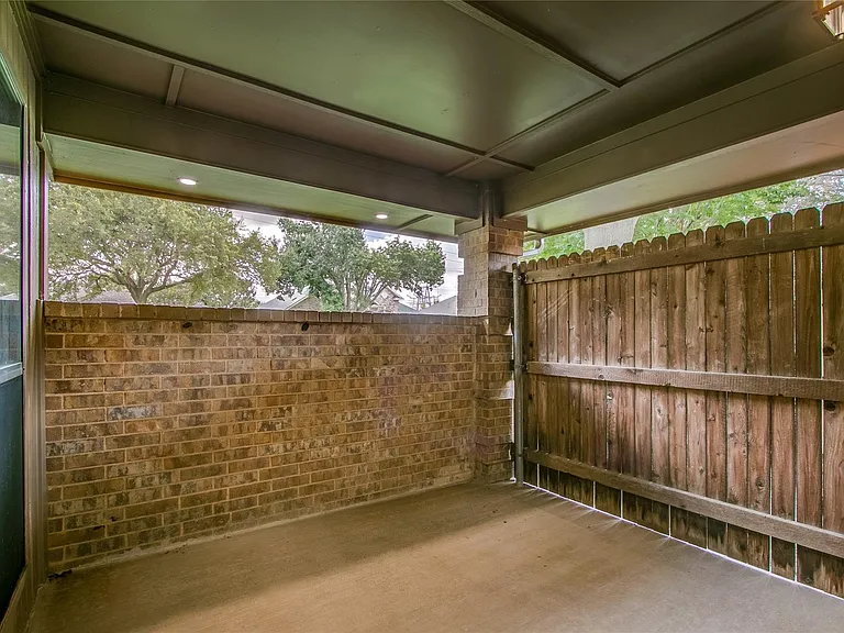 Front porch patio