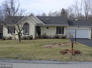 1509 Mark Dr, Chambersburg, PA 17201