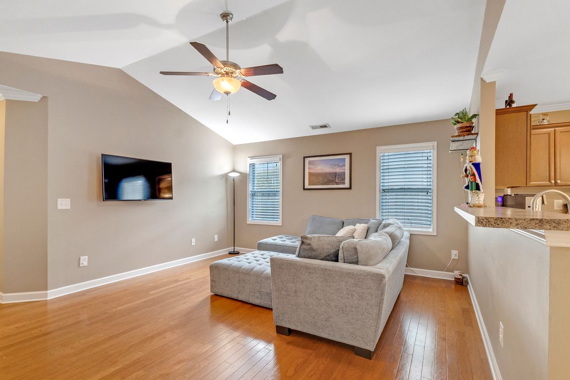 next background image