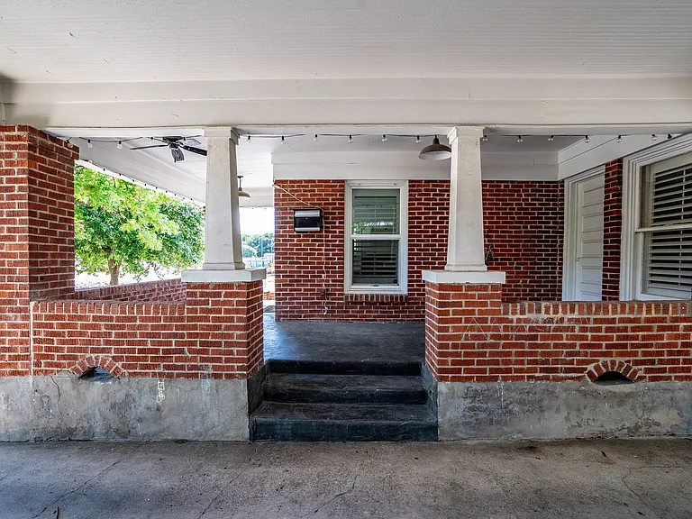 4036 Linden Ave — Photo 4