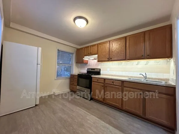 411 7th St #6, Syracuse, NE 68446