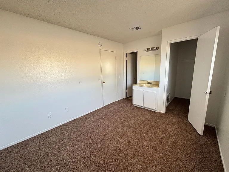 38729 11th St E #3 — Photo 27