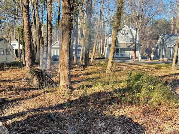 Brooks Ln, Saint Michaels, MD 21663